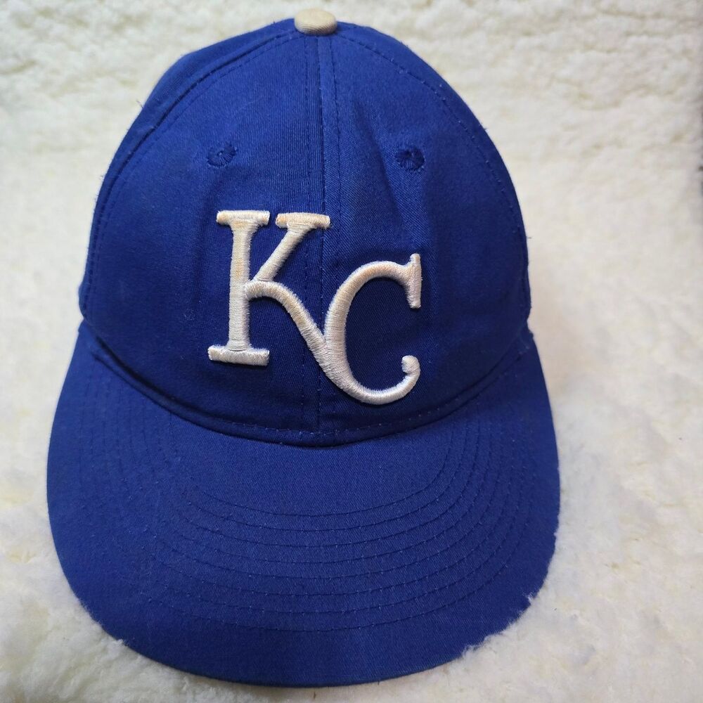Player Signed Kansas City Royals OC Sports KC Baseball Cap Adjustable MLB